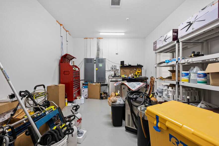 More Photos Of 691 A1A Beach Blvd, Saint Augustine General Retail For Sale