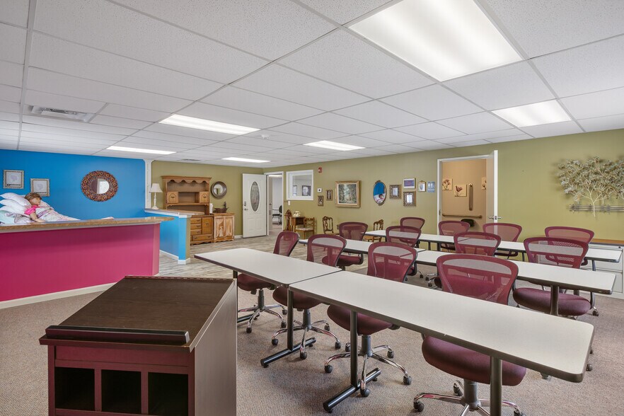 More Photos Of 5758 Cooley Lake Rd, Waterford Daycare Center For Sale