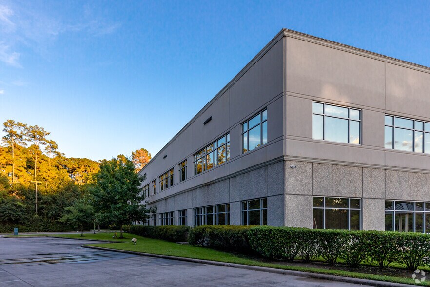 More Photos Of 4101 Interwood N Pky, Houston Medical For Lease