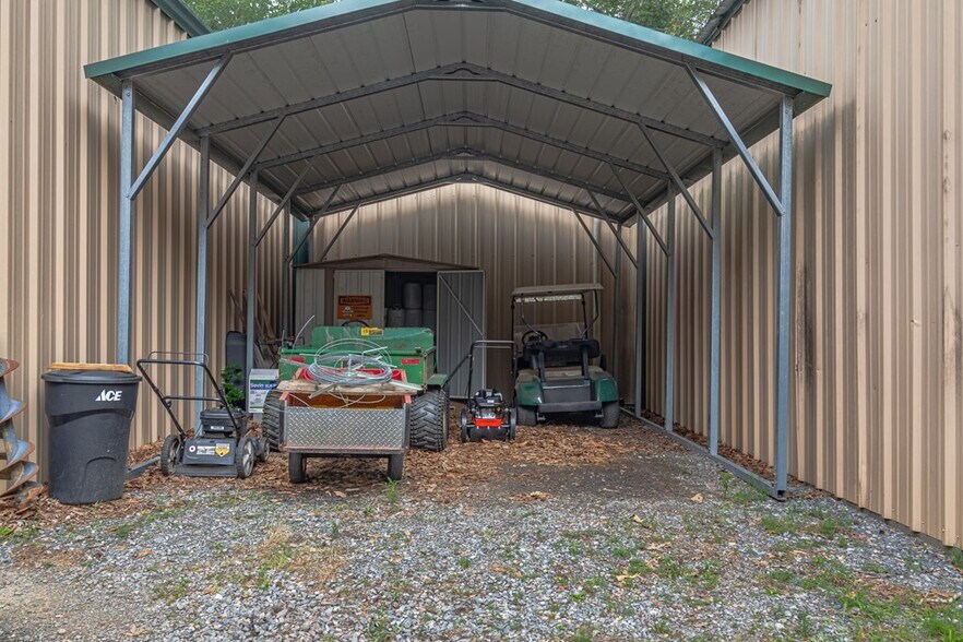 More Photos Of 3138 Jessie DuPont Memorial Hwy, Heathsville Winery Vineyard For Sale