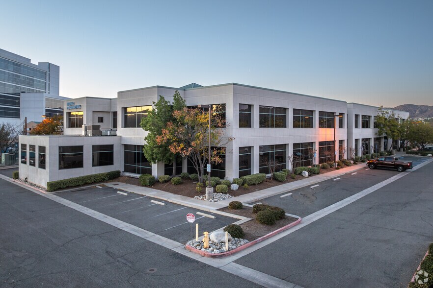 More Photos Of 36450 Inland Valley Dr, Wildomar Medical For Lease