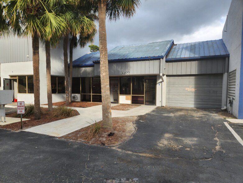 More Photos Of 7150 Devons Rd, Riviera Beach Warehouse For Lease