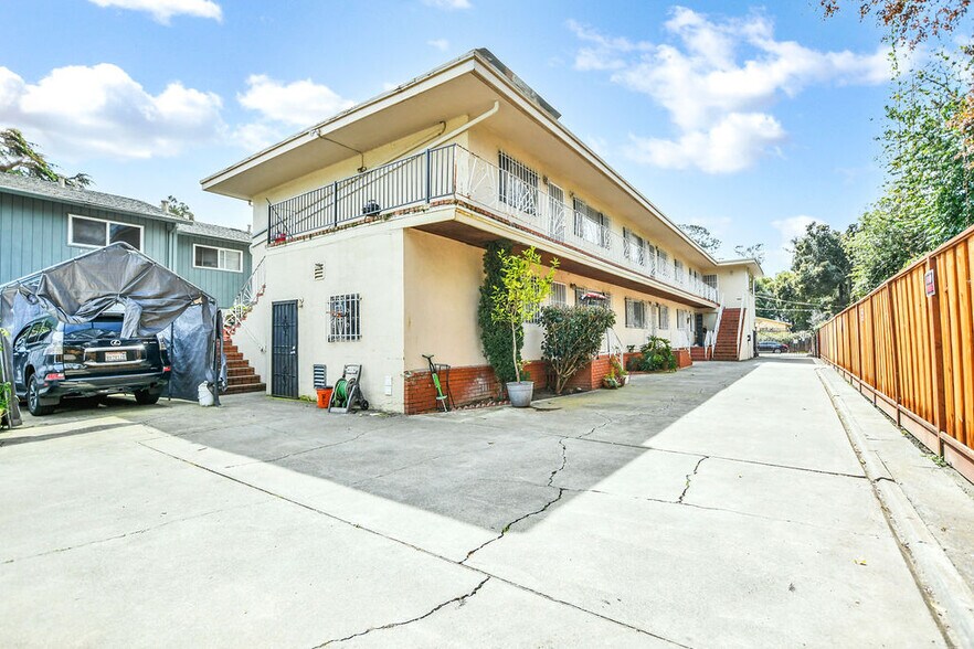 More Photos Of 3300 Brookdale Ave, Oakland Apartments For Sale