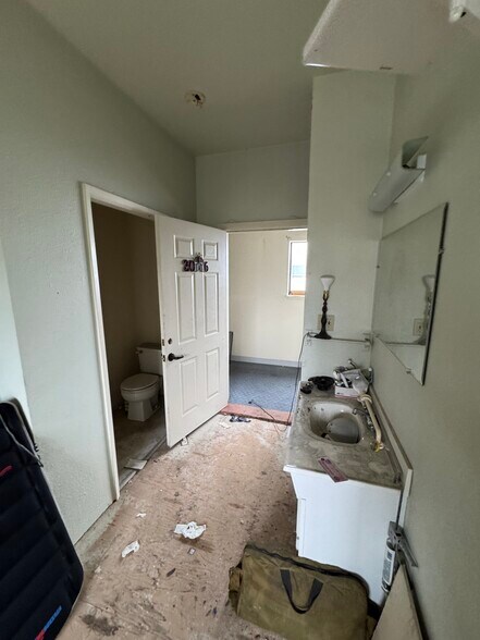 More Photos Of 20 Main St, Isleton Hospitality For Sale