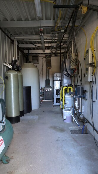 More Photos Of 2337 Washington Rd, Washington Carwash For Sale