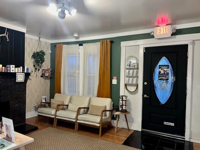 More Photos Of 917 Gallatin Ave, Nashville Freestanding For Lease