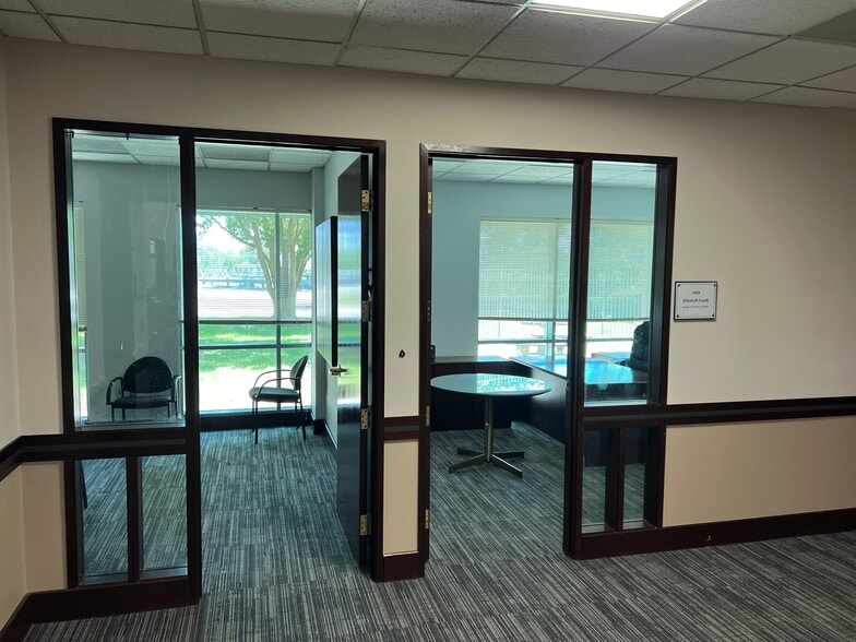 More Photos Of 1002 Arthur Dr, Lynn Haven Light Manufacturing For Sale