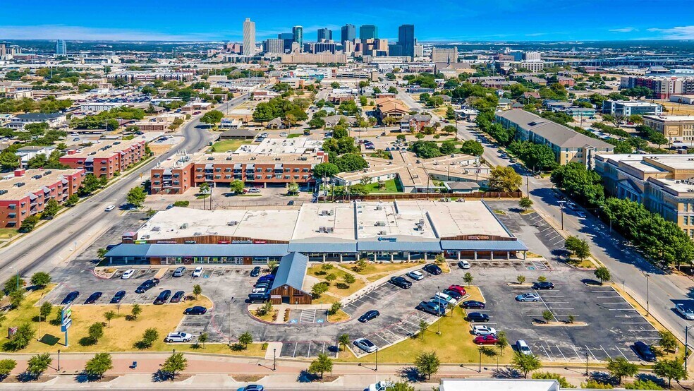 More Photos Of 504-604 E Rosedale St, Fort Worth Unknown For Lease