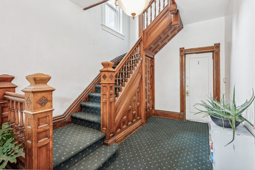 More Photos Of 1570 Saint Paul St, Denver Apartments For Sale