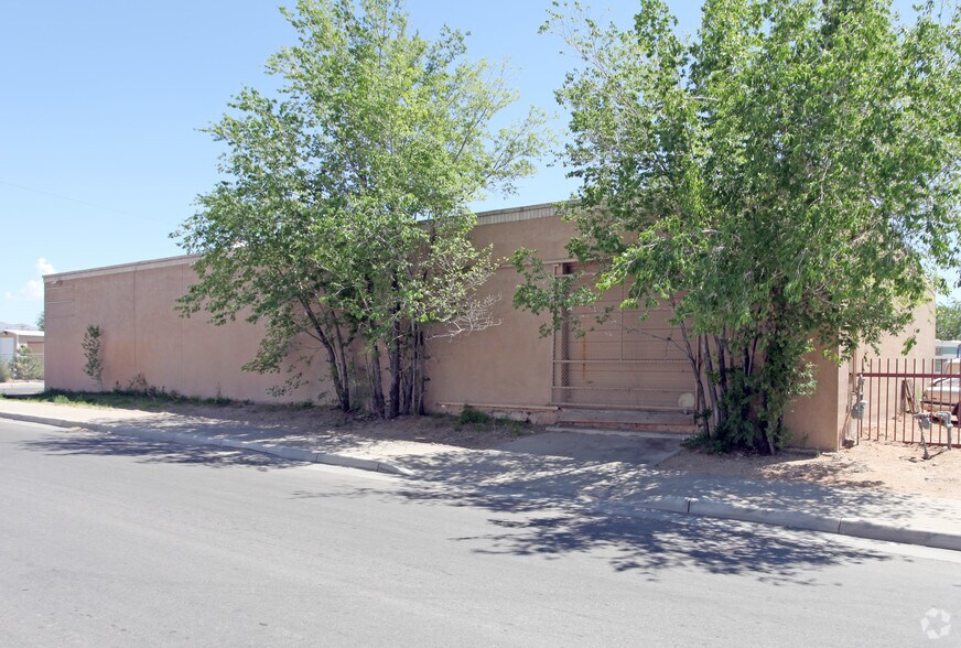 More Photos Of 301 Indiana St SE, Albuquerque Warehouse For Lease