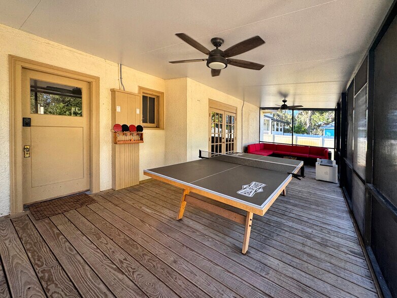 More Photos Of 215 Washington st, New Smyrna Beach Office Residential For Sale