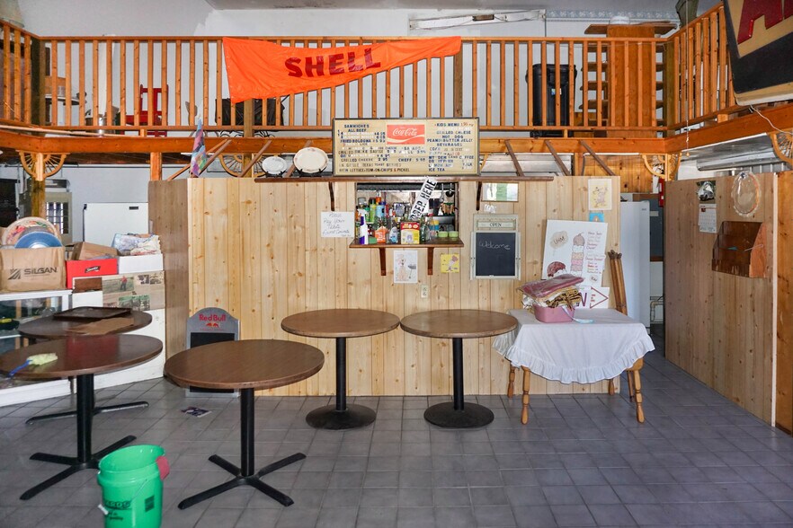 More Photos Of 1413 Martin Springs Dr, Rolla Convenience Store For Lease