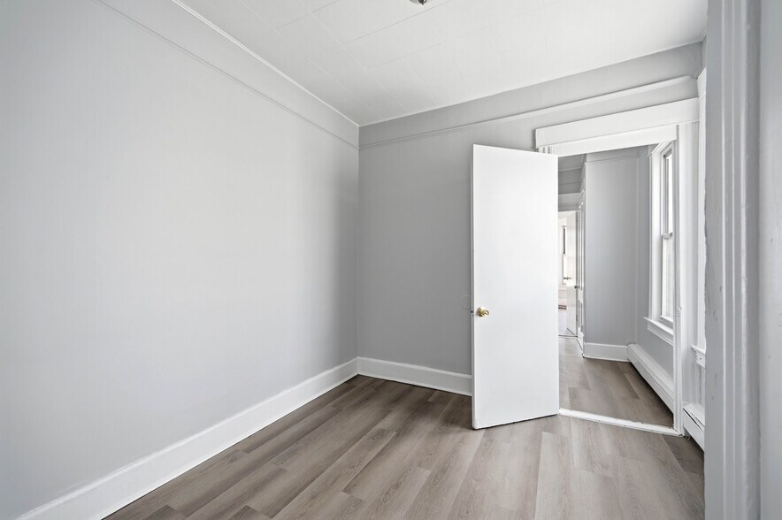 More Photos Of 4 Convent Ave, Yonkers Apartments For Sale