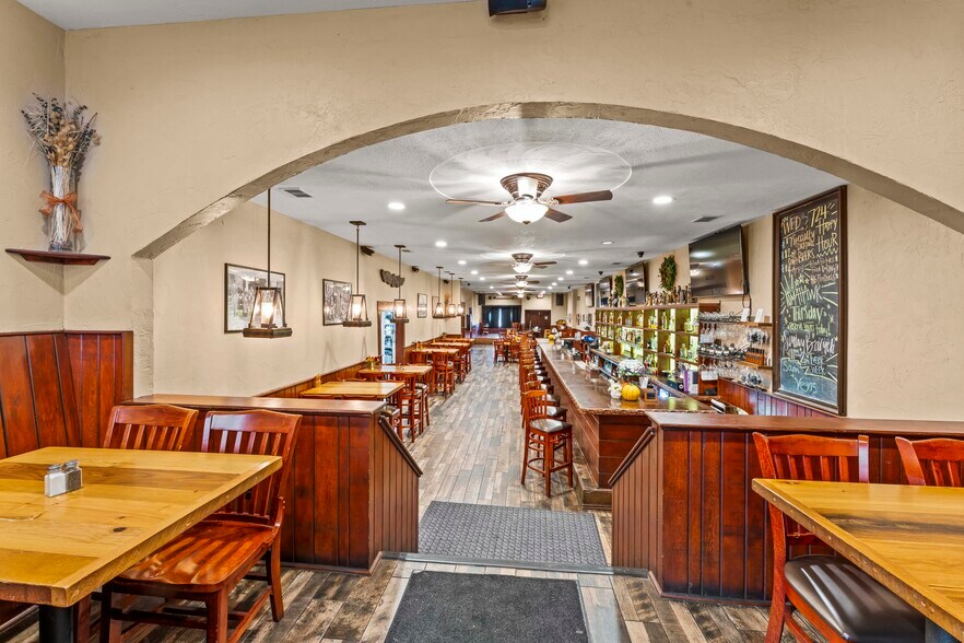 More Photos Of 88 N Main St, Washington Storefront Retail Residential For Sale