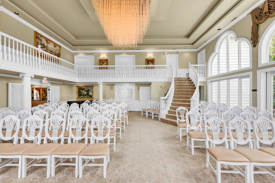 More Photos Of 4860 E 13 Mile Rd, Warren Lodge Meeting Hall For Sale