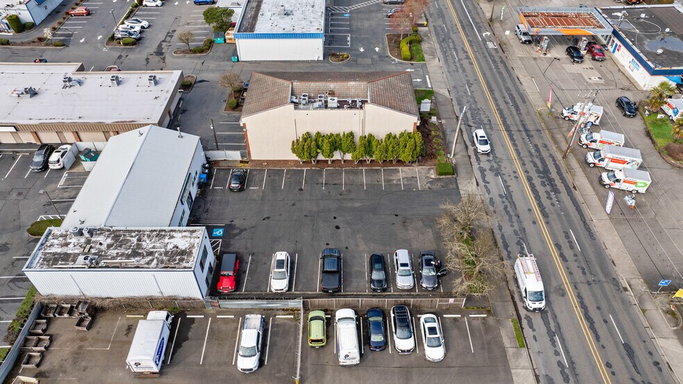 More Photos Of 126 15th St SE, Puyallup Medical For Lease