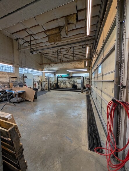 More Photos Of 158 S White Horse Pike, Audubon Auto Repair For Sale