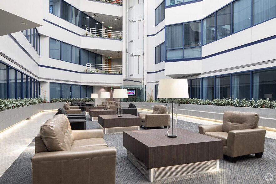 More Photos Of 1330 Inverness Dr, Colorado Springs Office For Lease