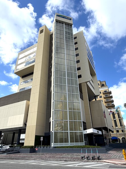 More Photos Of 2100 Ponce De Leon Blvd, Coral Gables Office For Lease