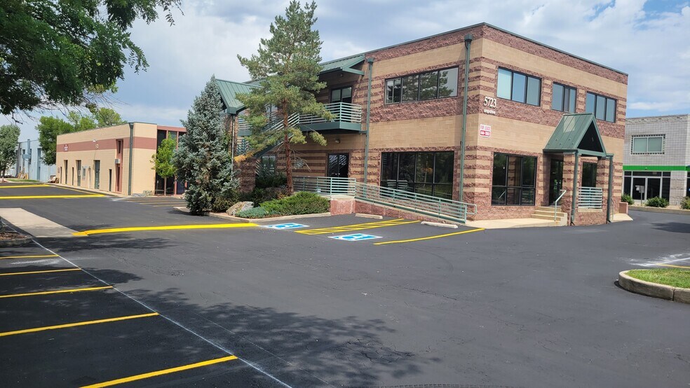 More Photos Of 5721 Arapahoe Ave, Boulder Research And Development For Lease