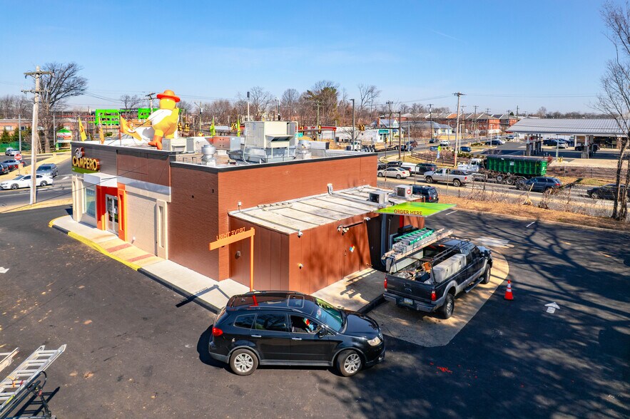More Photos Of 9025 Frankford Ave, Philadelphia Restaurant For Sale
