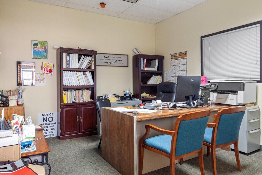 More Photos Of 1052 C St, Fresno Office For Sale