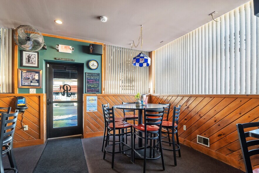 More Photos Of 1524 Van Vranken Ave, Schenectady Bar For Sale