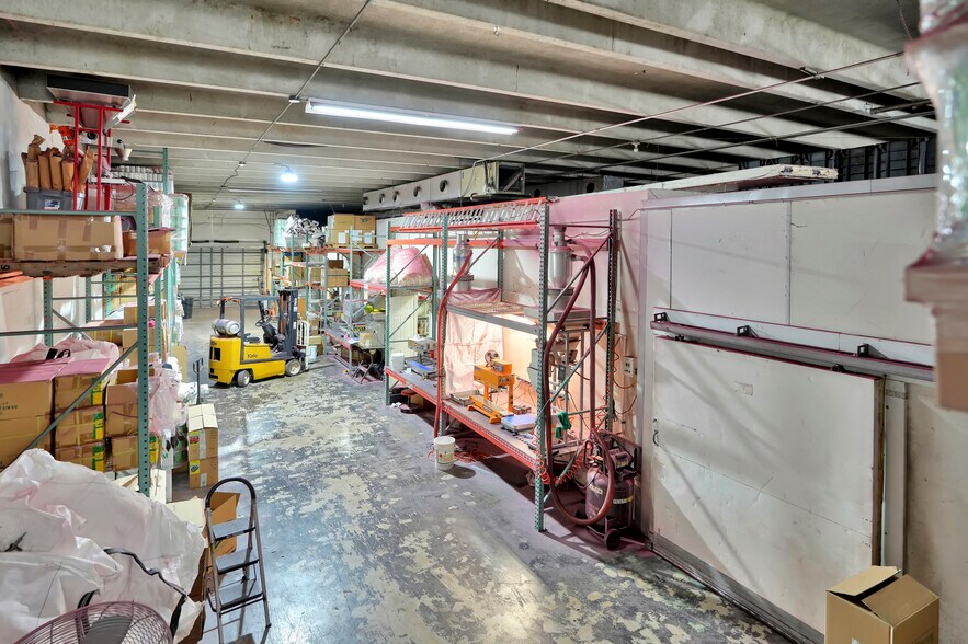 More Photos Of 3337 NW 74th Ave, Miami Warehouse For Lease