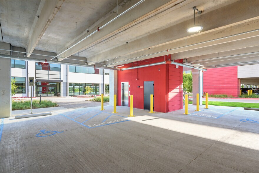 More Photos Of 1961 SH 121, Lewisville Unknown For Lease