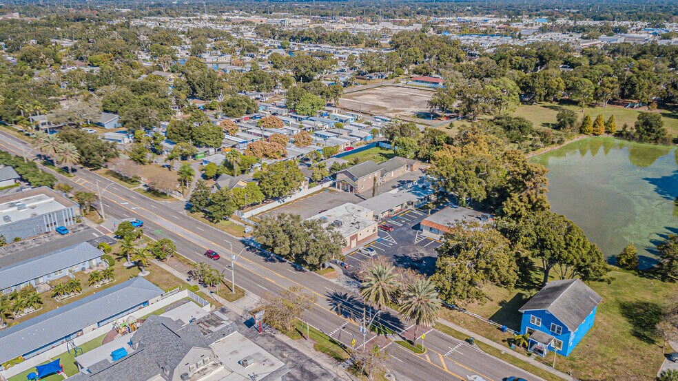 More Photos Of 556-558 Clearwater Largo Rd, Largo Apartments For Lease