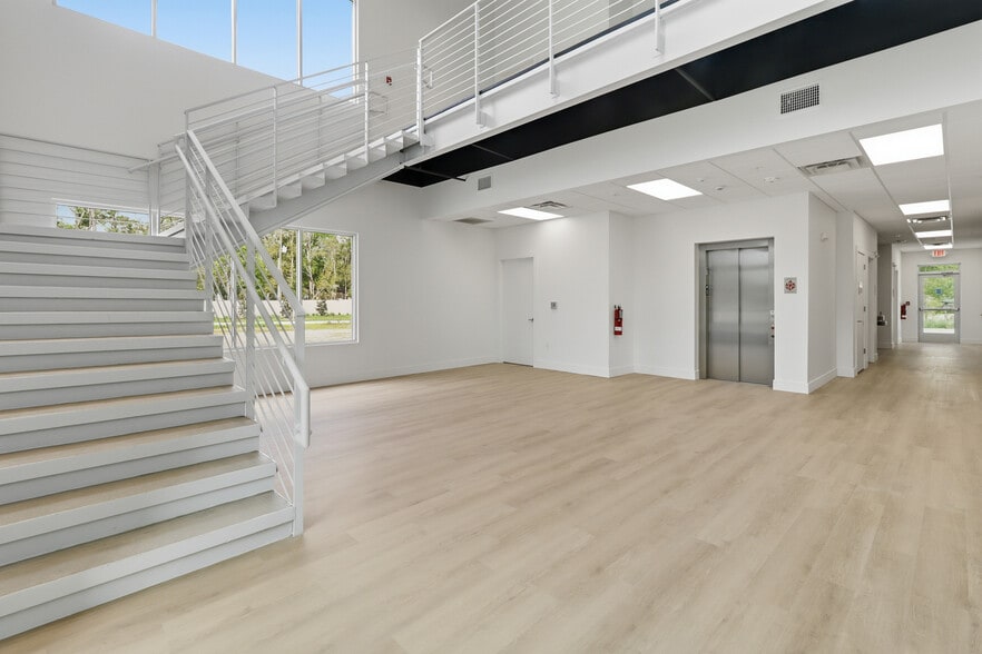 Primary Photo Of 3416 W Lake Mary Blvd, Lake Mary Medical For Lease