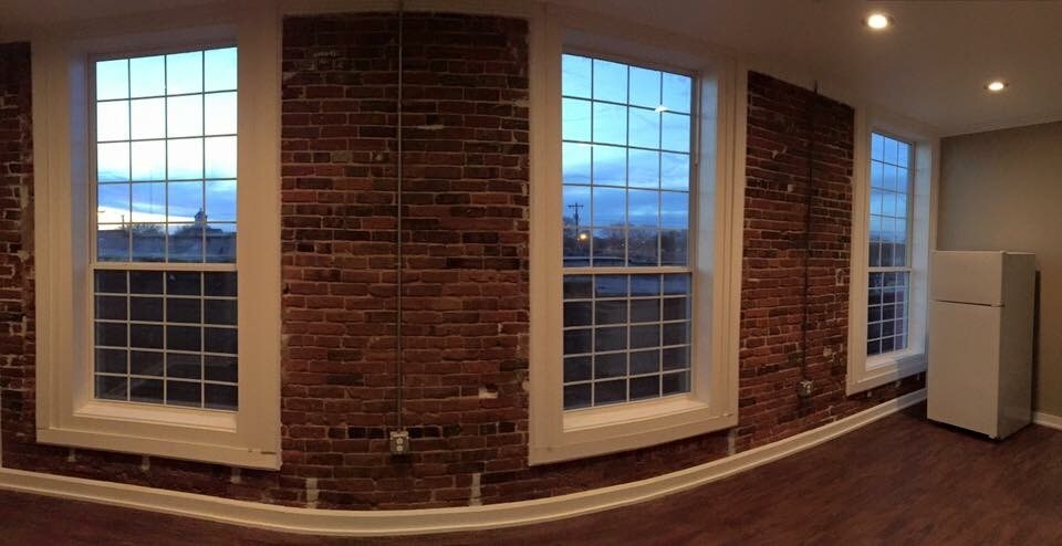 More Photos Of 200 W Main St, Marietta Storefront Retail Residential For Sale