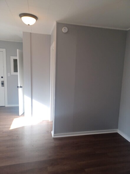 More Photos Of 1301 20th St N, Columbus Apartments For Sale