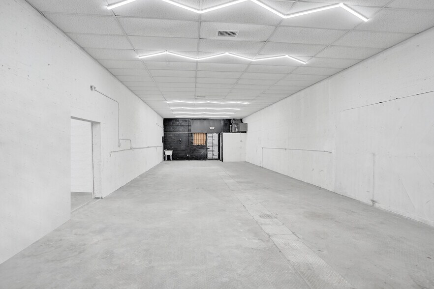 More Photos Of 832 NW 1st St, Fort Lauderdale Industrial For Lease