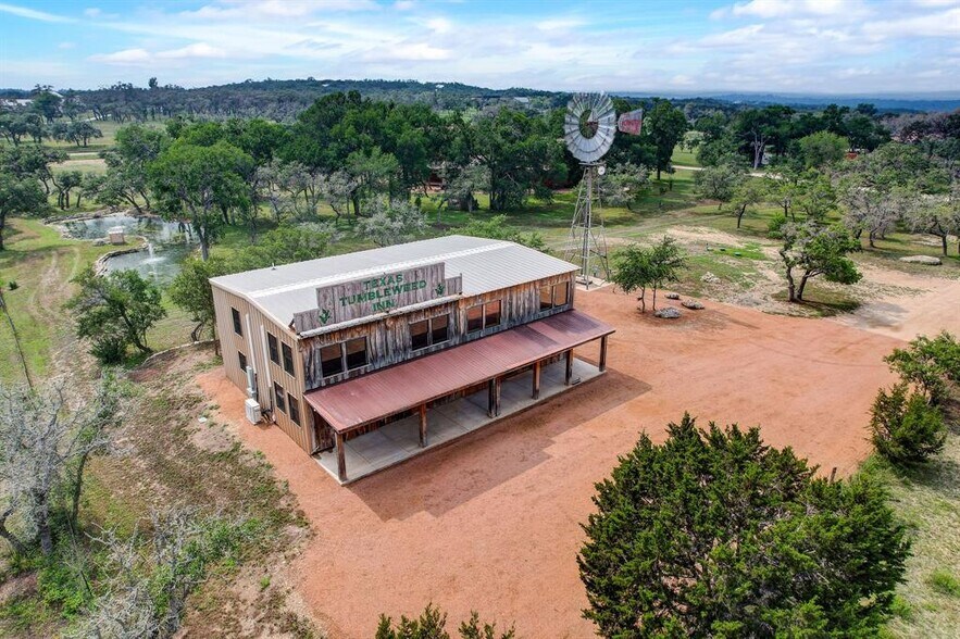 More Photos Of 700 Ledgerock Rd, Wimberley Specialty For Sale