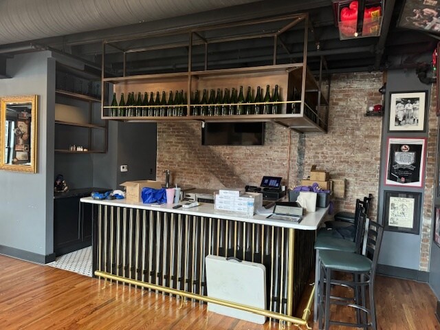 More Photos Of 701 S Broadway, Saint Louis Restaurant For Sale