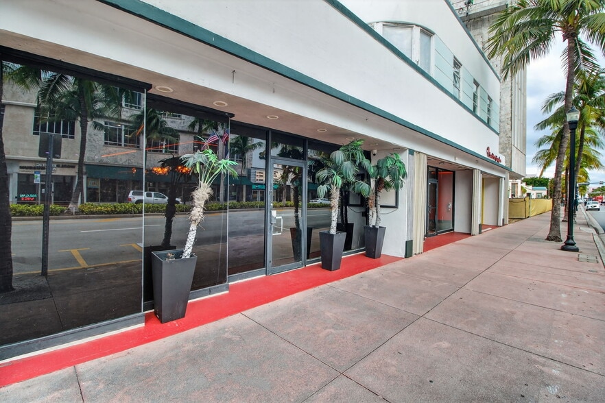More Photos Of 1220-1220 Washington Ave, Miami Beach Restaurant For Lease