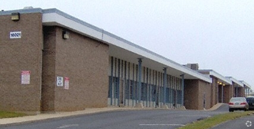 More Photos Of 16021 Industrial Dr, Gaithersburg Flex For Lease