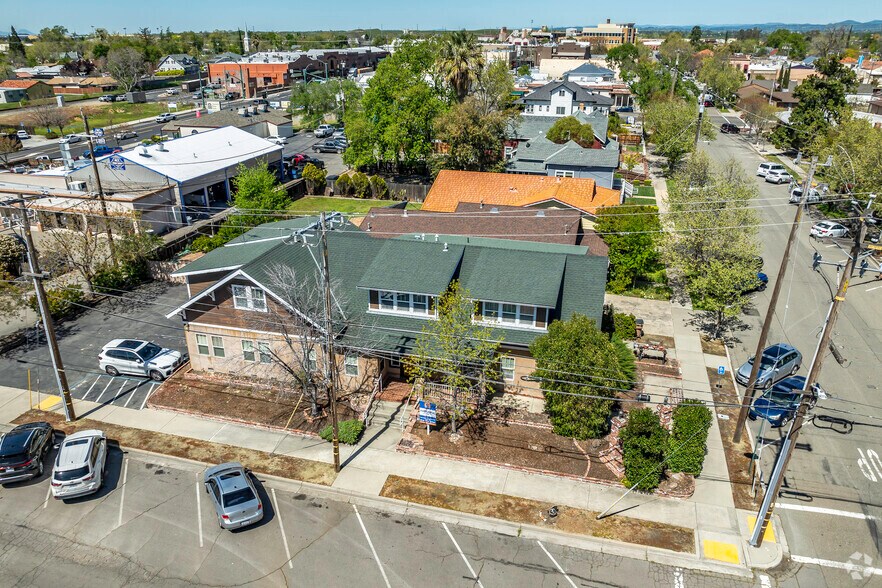 More Photos Of 620 3rd St, Lincoln Office For Lease