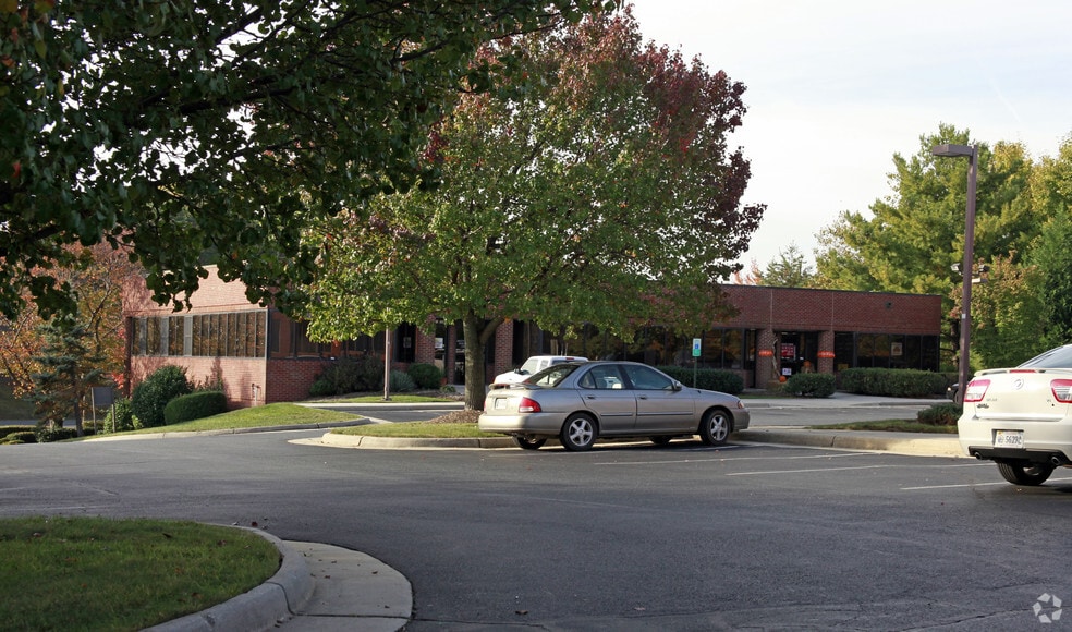 More Photos Of 3302 Old Bridge Rd, Woodbridge Office For Lease