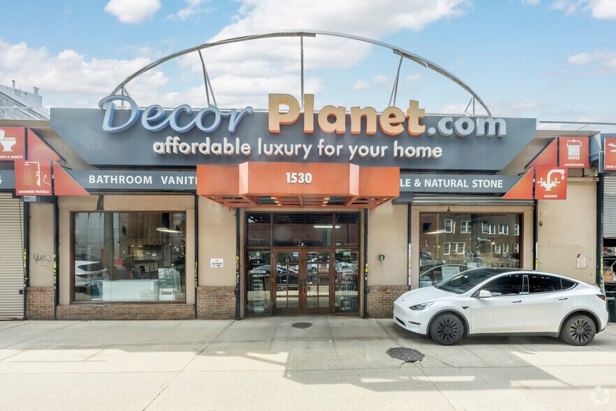 Primary Photo Of 1530-1546 McDonald Ave, Brooklyn Warehouse For Lease