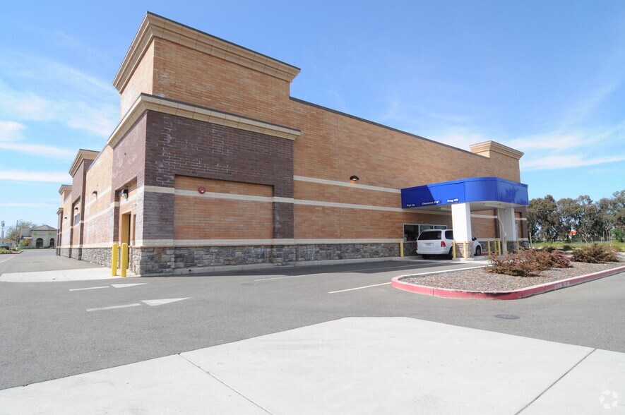 More Photos Of 5075 Olivehurst Ave, Olivehurst Drugstore For Lease