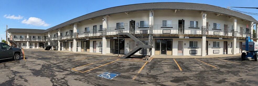 Primary Photo Of 1349 Idaho St, Elko Hotel For Sale