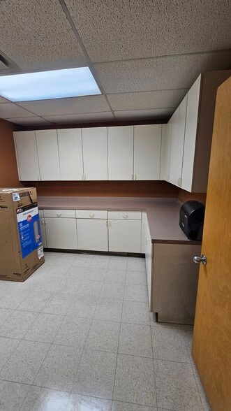 More Photos Of 7131 Rising Sun Ave, Philadelphia Office For Lease