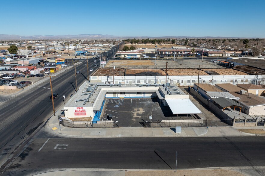 More Photos Of 44300 Division St, Lancaster Office For Lease