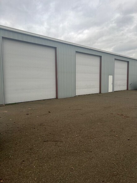 More Photos Of 19886 Riverside Ave, Anderson Land For Sale