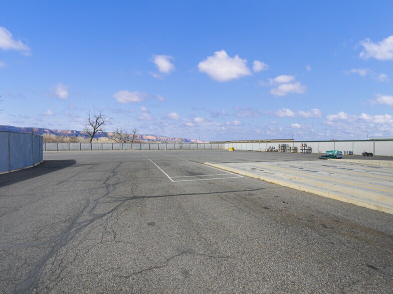 More Photos Of 2530 High Country Ct, Grand Junction Distribution For Lease