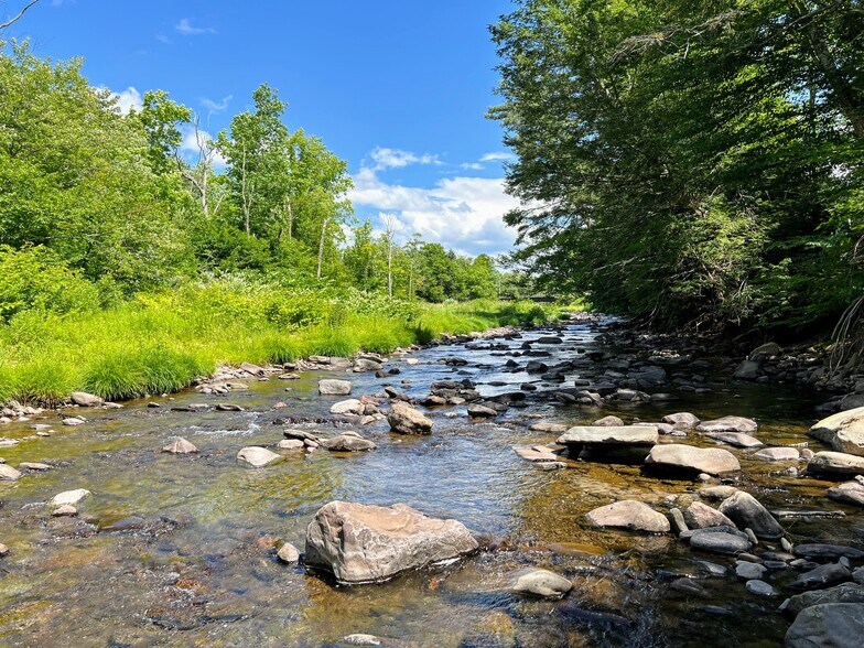 More Photos Of 42-50 Stoney Clove -1, Hunter Apartments For Sale