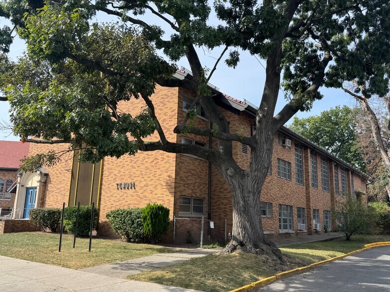 More Photos Of 264 Harrison Ave, Passaic Office For Sale