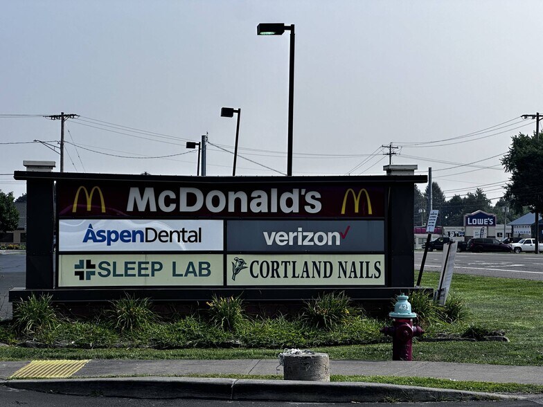 More Photos Of 865 State Route 13, Cortland Freestanding For Lease